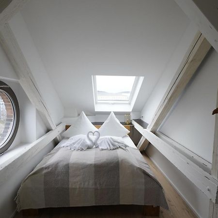 Kuenstlerzimmer Im Kulturhaus Haeselburg Gera Exteriér fotografie