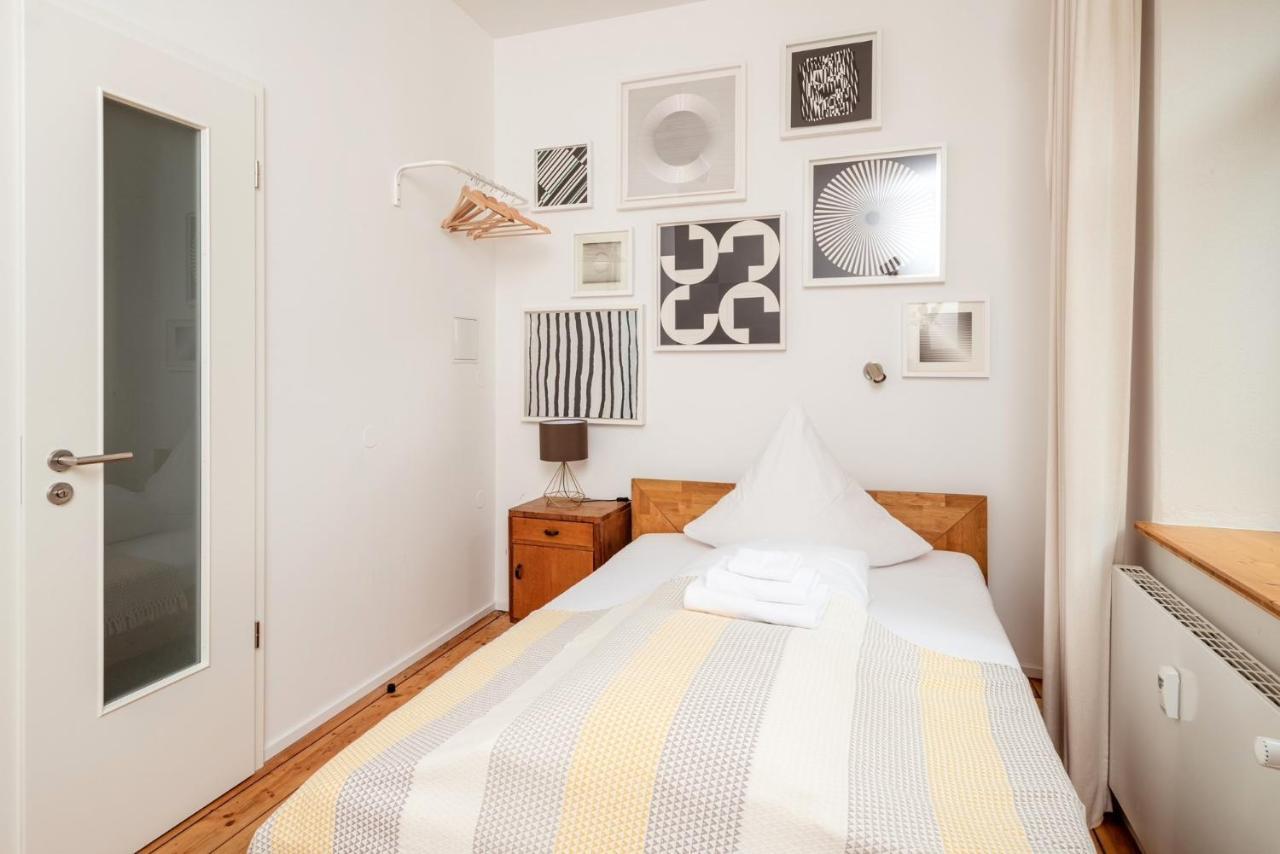 Kuenstlerzimmer Im Kulturhaus Haeselburg Gera Exteriér fotografie