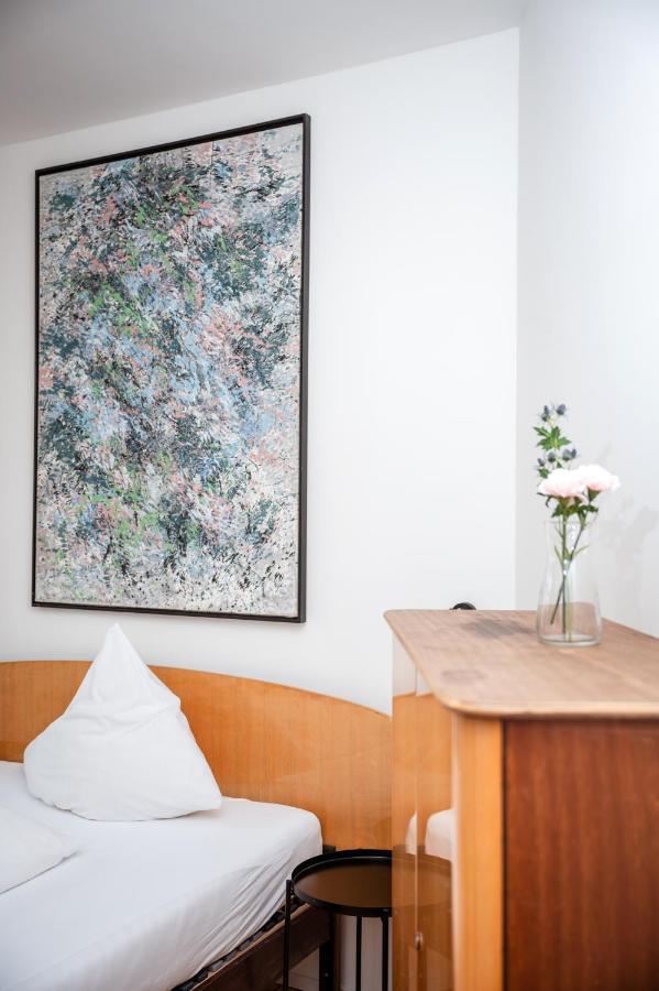 Kuenstlerzimmer Im Kulturhaus Haeselburg Gera Exteriér fotografie