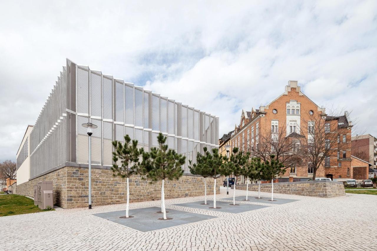 Kuenstlerzimmer Im Kulturhaus Haeselburg Gera Exteriér fotografie