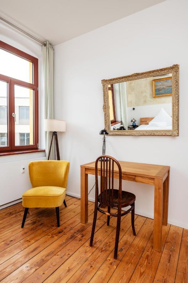 Kuenstlerzimmer Im Kulturhaus Haeselburg Gera Exteriér fotografie