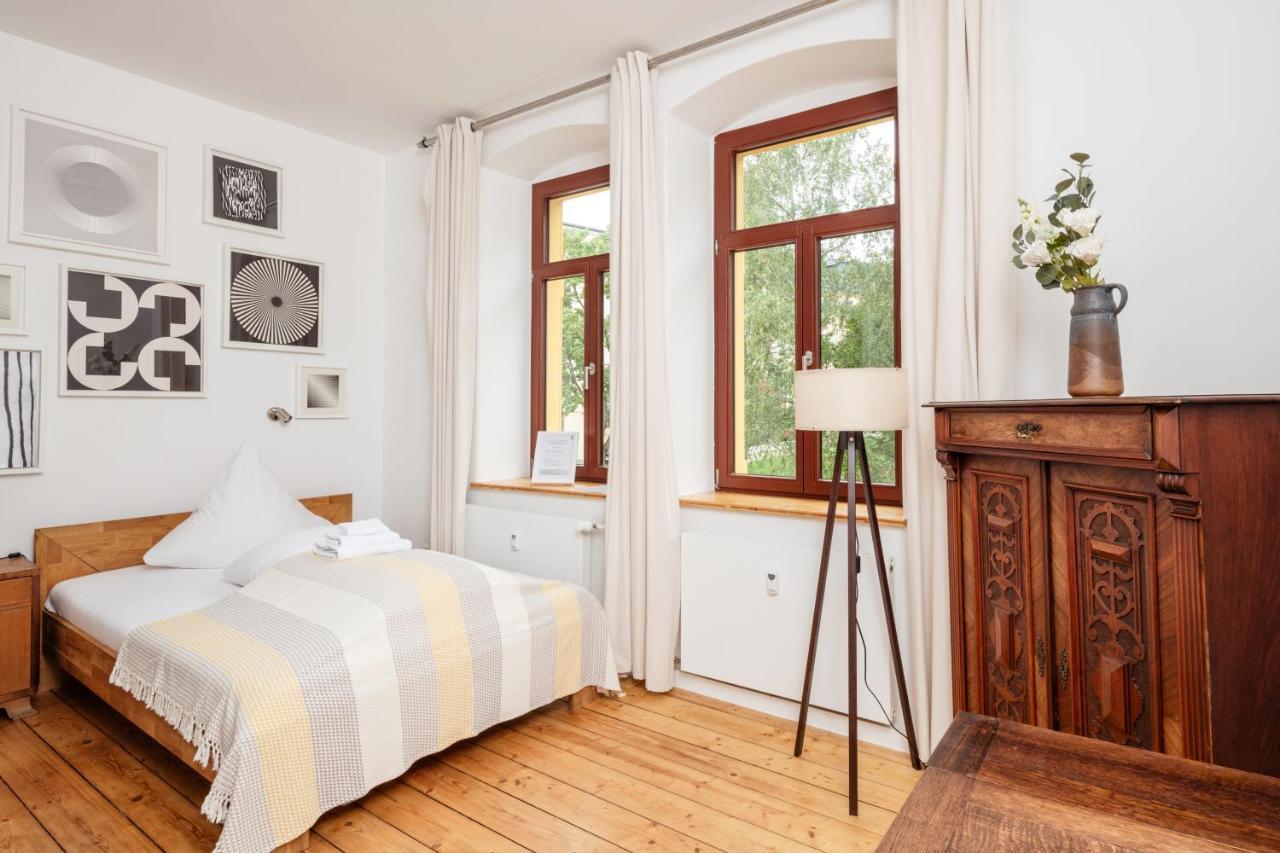Kuenstlerzimmer Im Kulturhaus Haeselburg Gera Exteriér fotografie