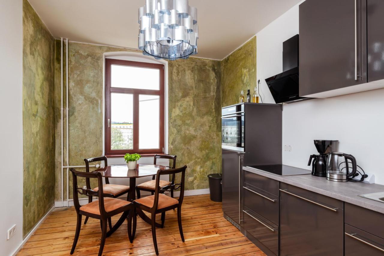 Kuenstlerzimmer Im Kulturhaus Haeselburg Gera Exteriér fotografie