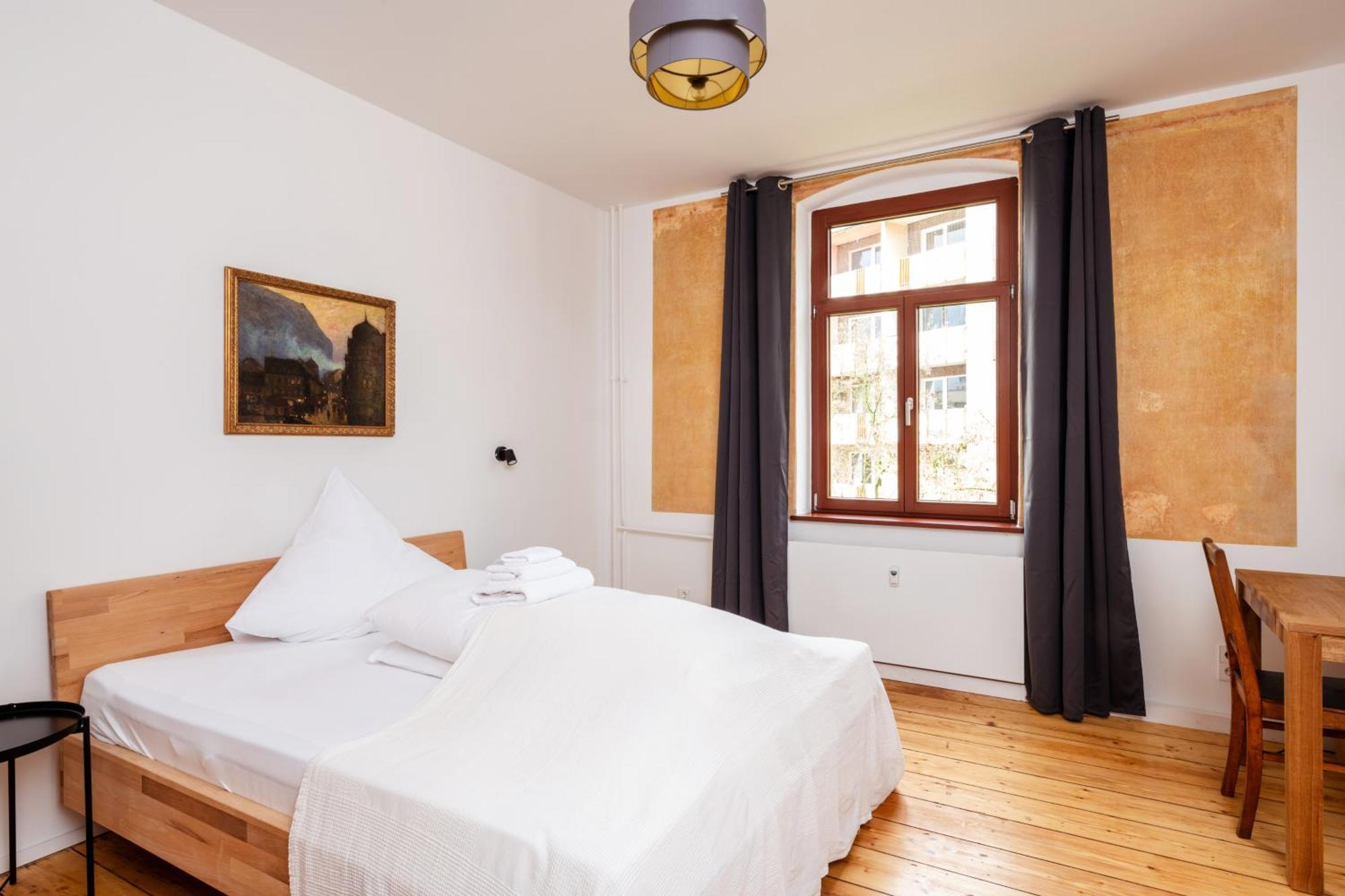 Kuenstlerzimmer Im Kulturhaus Haeselburg Gera Exteriér fotografie