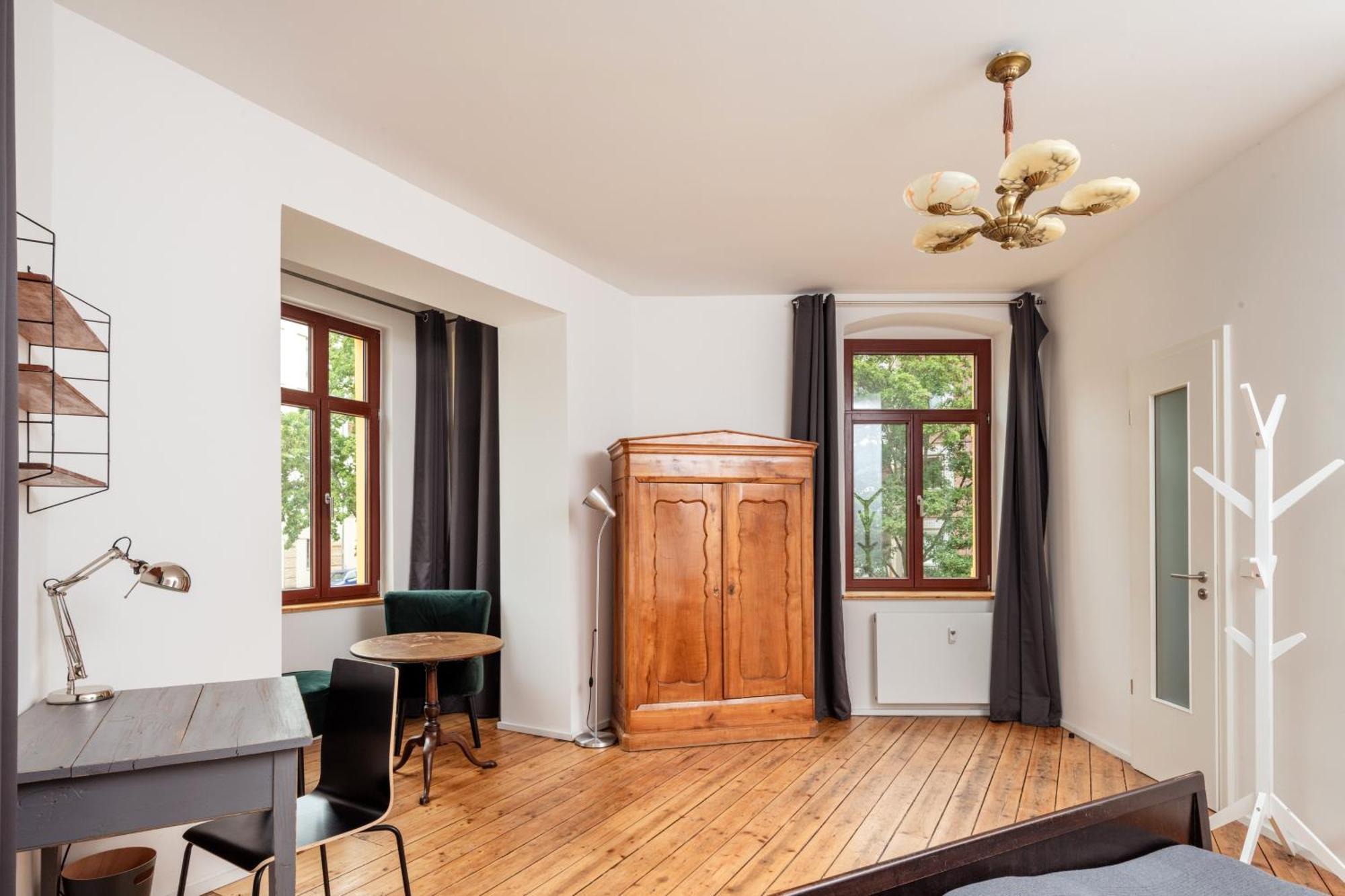 Kuenstlerzimmer Im Kulturhaus Haeselburg Gera Exteriér fotografie